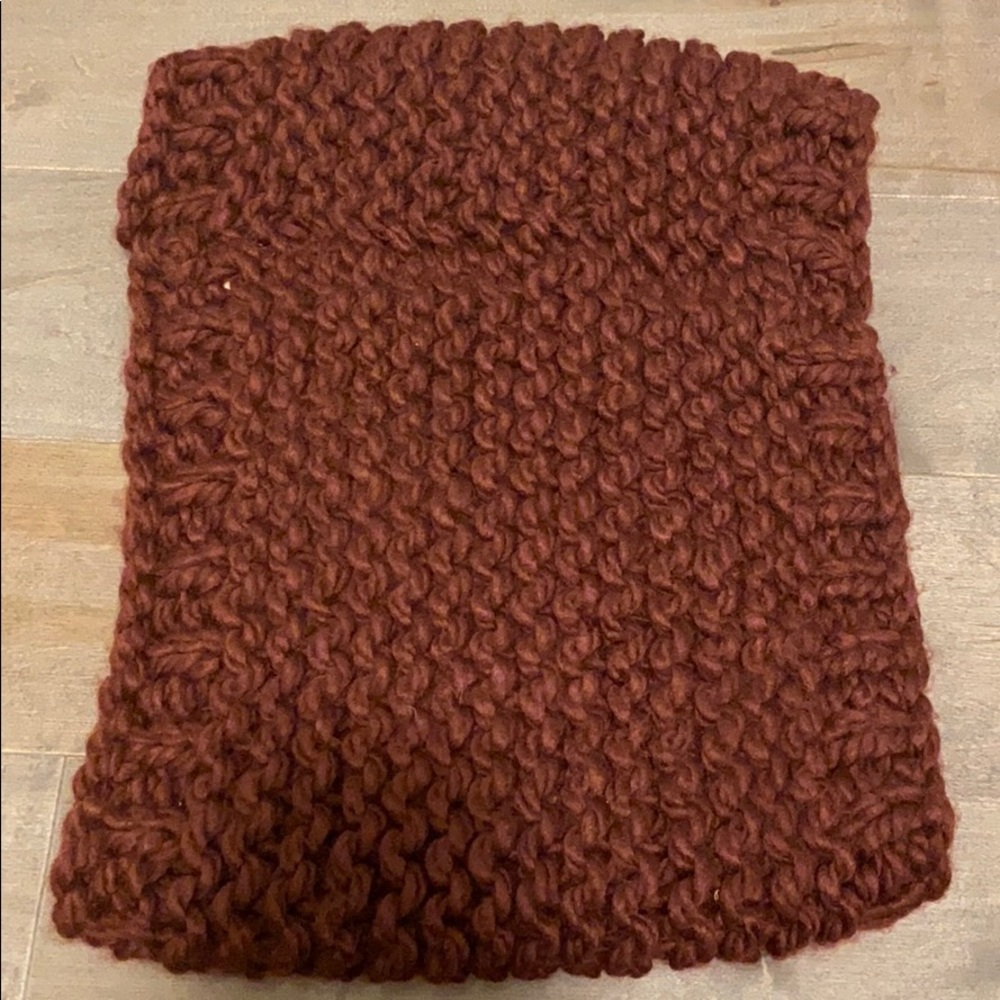 Scarf - Picture 3 of 3